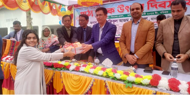 মহেশপুরে বই উৎসব