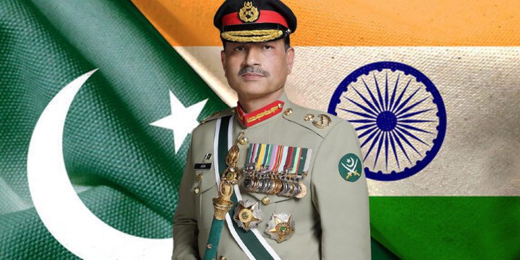 পাক সেনাপ্রধানের মন্তব্য নিয়ে ইসলামাবাদ-দিল্লির বাগযুদ্ধ