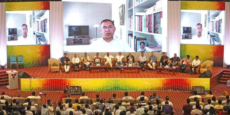 ক্ষমতায় গেলে মিলেমিশে দেশ পরিচালনা করব: তারেক রহমান