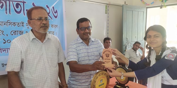 মহেশপুরে স্কুল পর্যায়ে বিতর্ক প্রতিযোগিতা অনুষ্ঠিত